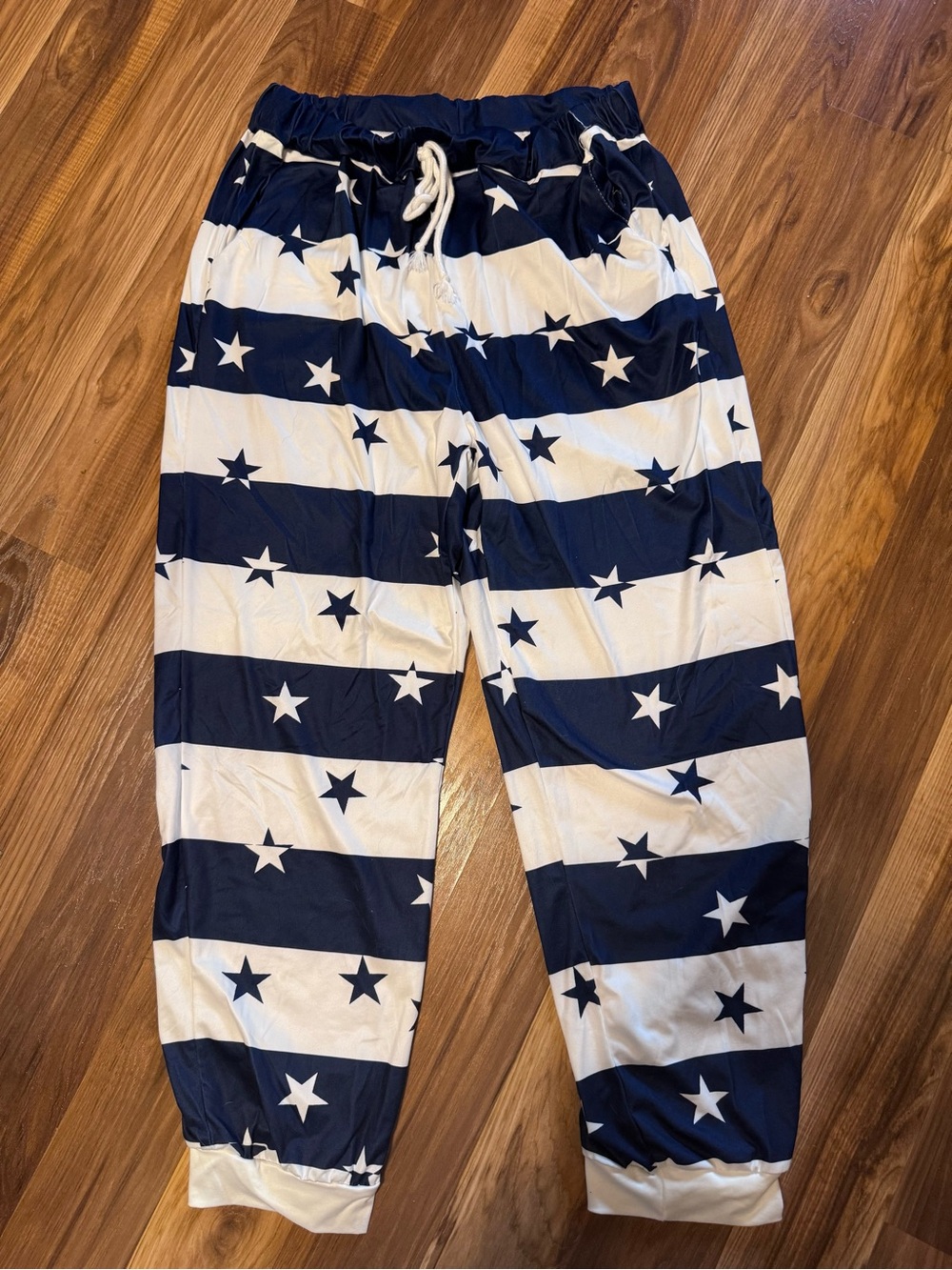 2XU Navy and White Star Stripe Jogger Pants